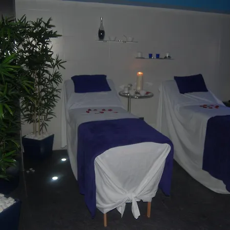 Ξενοδοχείο Arha & 2*